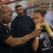 Mike Tyson insegna la box ai bambini02