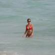 Olga Kent, l'attrice della "Fuga di Cervelli" in spiaggia a Miami 01