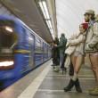 Migliaia in metro in mutande per No pants subway Ride (foto e video)4