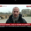 Nubifragi in tutt'Italia: morto e un ferito a Roma, Arno in piena, neve al nord