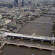 Londra, il ponte solare più lungo del mondo