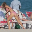Georgia May Jagger in sexy bikini a Miami05