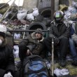 Kiev: manifestanti prendono in ostaggio 67 poliziotti4