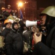 Kiev: manifestanti prendono in ostaggio 67 poliziotti02