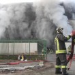 Osmaronno (Firenze). Incendio in capannone: bruciano tre laboratori cinesi11