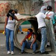 Venezuela, scontri polizia studenti04