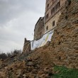 Volterra, le mura medievali crollate05