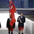 Sochi: i quattro atleti delle Bermuda sfilano...in bermuda rossi 01