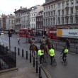 Londra, sciopero metropolitana: la gente va a lavoro in cavallo02