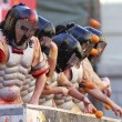 Carnevale in 40mila a Ivrea per il lancio delle arance04