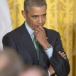 Obama con la cravatta verde01