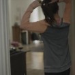 Miranda Kerr sexy spot con spogliarello sotto la doccia02