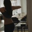 Miranda Kerr sexy spot con spogliarello sotto la doccia04