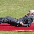 Rudd Lubbers, imbarazzante caduta sul red carpet dell'ex premier olandese04