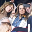Francesca Pascale, "selfie" in tribuna a San Siro04