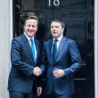 Renzi a Downing Street incontra Cameron02