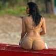 Kim Kardashian, la sexy foto che fa discutere: lato B gonfiato