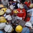 Turchia, esplosione e crollo in miniera: oltre 200 morti, 400 intrappolati 2