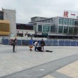 Cina, attacca 6 persone con il coltello alla stazione di Canton01