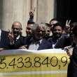 Beppe Grillo a Montecitorio per il Restitution Day 2