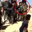 Iraq, foto e video choc: jihadisti uccidono prigioniero0