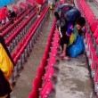 Mondiali 2014, tifosi del Giappone puliscono lo stadio a fine partita03