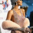 Rihanna nude look agli Oscar della Moda 12