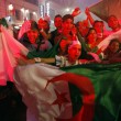 La festa dei tifosi dell'Algeria a Marsiglia (foto Lapresse) 6