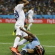 Uruguay-Inghilterra 2-1, le FOTO: i gol di Suarez e Rooney, lo stadio, i tifosi
