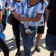 Antonella Roccuzzo, la moglie di Lionel Messi sexy wag allo stadio21