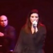 Laura Pausini senza mutande, incidente hot al concerto in Perù VIDEO-FOTO 10