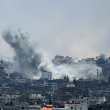 Gaza, ancora scontri e raid aerei: 26 morti, anche donne e bambini 10