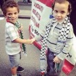 Israeliani e palestinesi non vogliono essere nemici": campagna col bacio diventa virale08