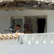 Pamela Anderson in Sardegna di nuovo col marito Rick Salomon10