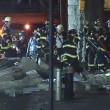 New York, crolla facciata ponte di Brooklyn per il maltempo (foto)