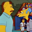 Nell'episodio del 1992 "Homer at the Bat" Mr. Burns esclude dalla squadra di baseball il giocatore Don Mattingly perché si rifiuta di accorciarsi le basette. Solo qualche mese prima della messa in onda dell'episodio, nella realtà, il giocatore era stato messo in panchina perché non voleva tagliarsi i capelli.