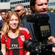 Barbara Berlusconi con la maglia del Milan saluta i tifosi13
