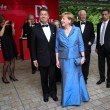 Merkel ci ricasca: a Bayreuth indossa lo stesso abito04