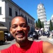 Will Smith, selfie con la Torre di Pisa e foto panoramica di Firenze02