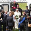 Papa Francesco a Caserta sorvola la Terra dei Fuochi: "Terribile sfregio" (foto)