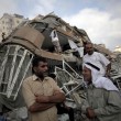 Gaza, il crollo del palazzo di 12 piani abbattuto dai missili israeliani09