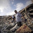 Gaza, il crollo del palazzo di 12 piani abbattuto dai missili israeliani07
