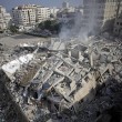 Gaza, il crollo del palazzo di 12 piani abbattuto dai missili israeliani06