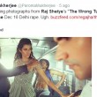 Sexy modella resiste a stupro su autobus: foto-campagna divide l'India