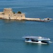 Turanor, catamarano a energia solare arriva in Grecia: le foto