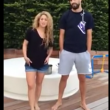 Shakira fa l'Ice Bucket Challenge: "Nomino Papa Francesco"