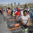Messico, assalto al supermercato dopo il ciclone Odile FOTO 3