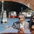 George Clooney e Amal Alamuddin sul Canal Grande di Venezia09