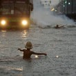 Manila completamente allagata per piogge monsoniche: scuole e uffici chiusi FOTO01