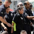 Usa, sciopero lavoratori fast food: arrestati centinaia manifestanti 04